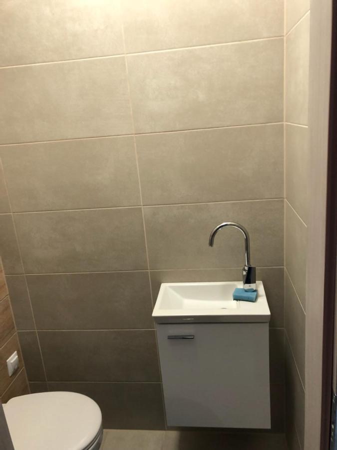 Adam Guesthouse I. Kecskemét Zewnętrze zdjęcie