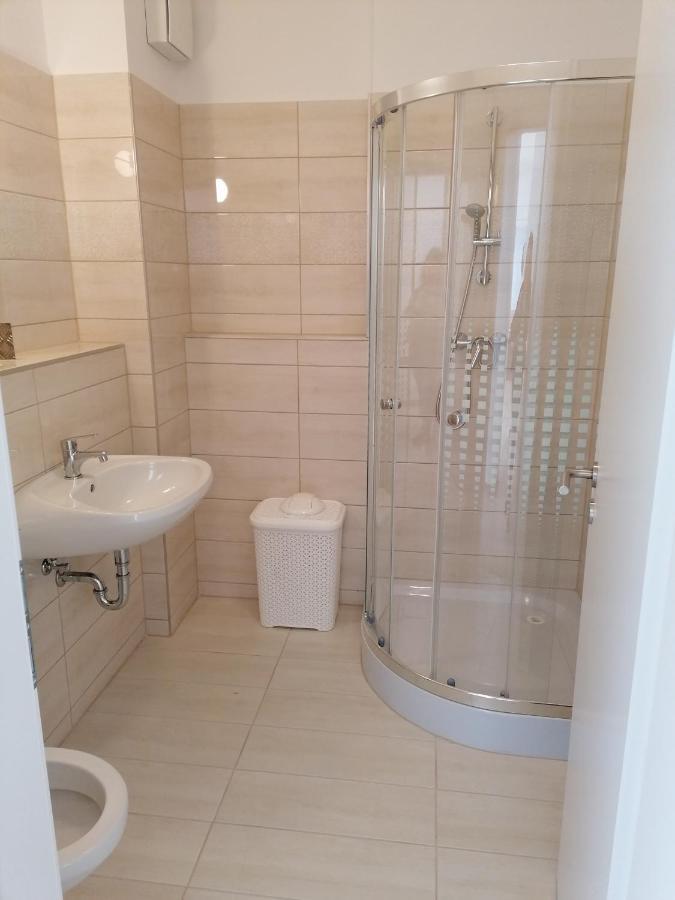 Adam Guesthouse I. Kecskemét Zewnętrze zdjęcie